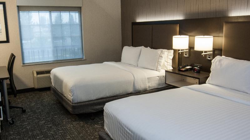 Holiday Inn Express & Suites Cheney By Ihg Exterior foto